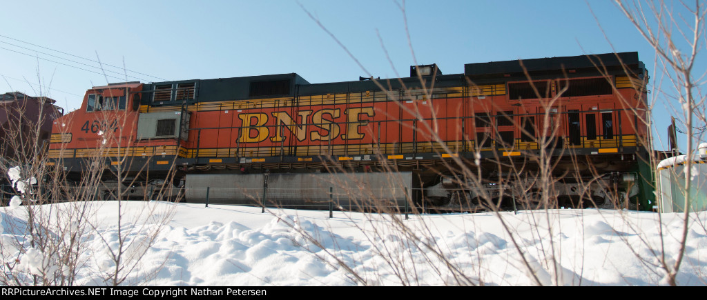 BNSF 4664